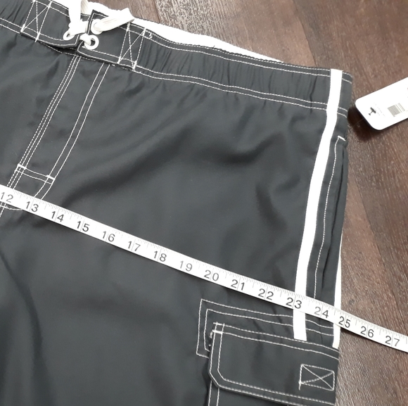 New Mens XL Swim Trunks, Grey, 4 Pockets - Picture 14 of 16